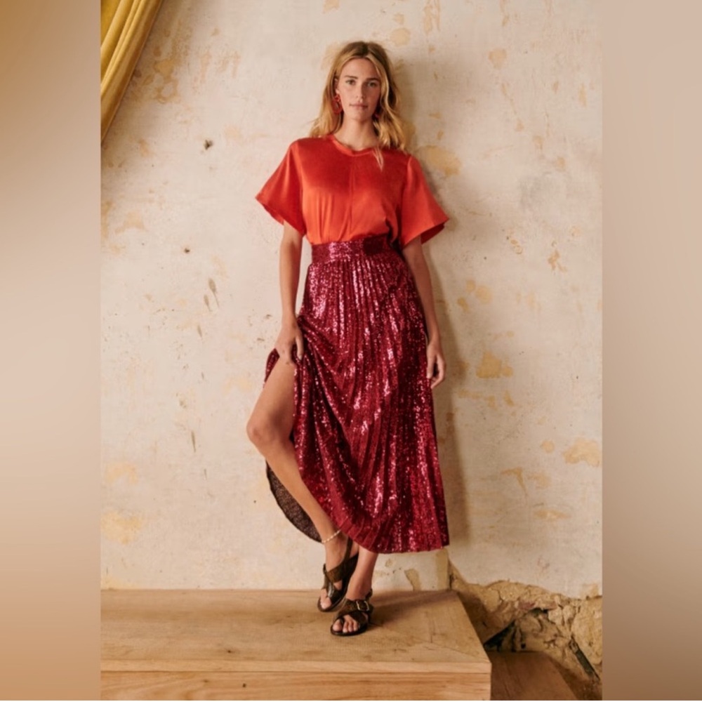 Sezane Dilo Skirt Fuchsia Sequins Size 40 US 8